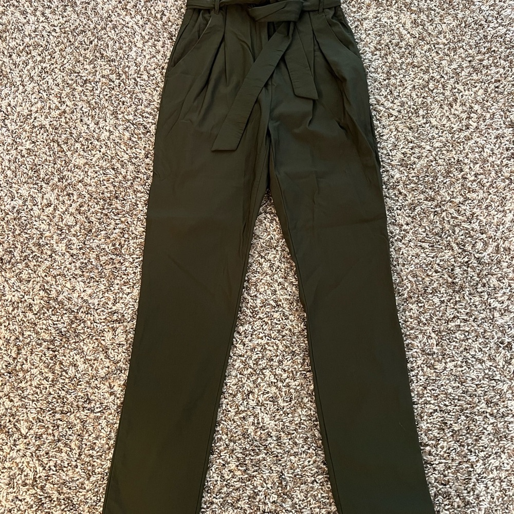 Elegant Olive Green High-Waisted Pants